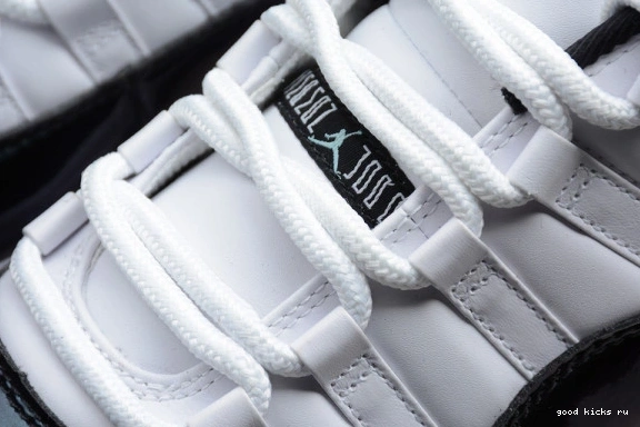  Retro 11 528895-145 'Emerald' Jordan AIR 528895-145 Low 0407